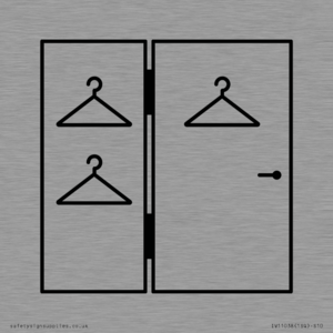 I065 Large Changing room